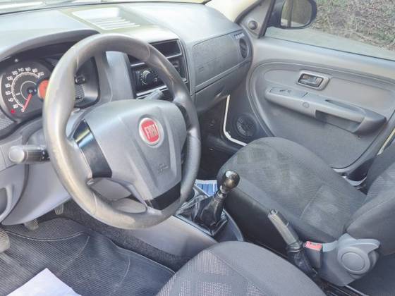 FIAT PALIO 1.0 MPI FIRE 8V FLEX 4P MANUAL FIAT PALIO 1.0 MPI FIRE 8V FLEX 4P MANUAL
